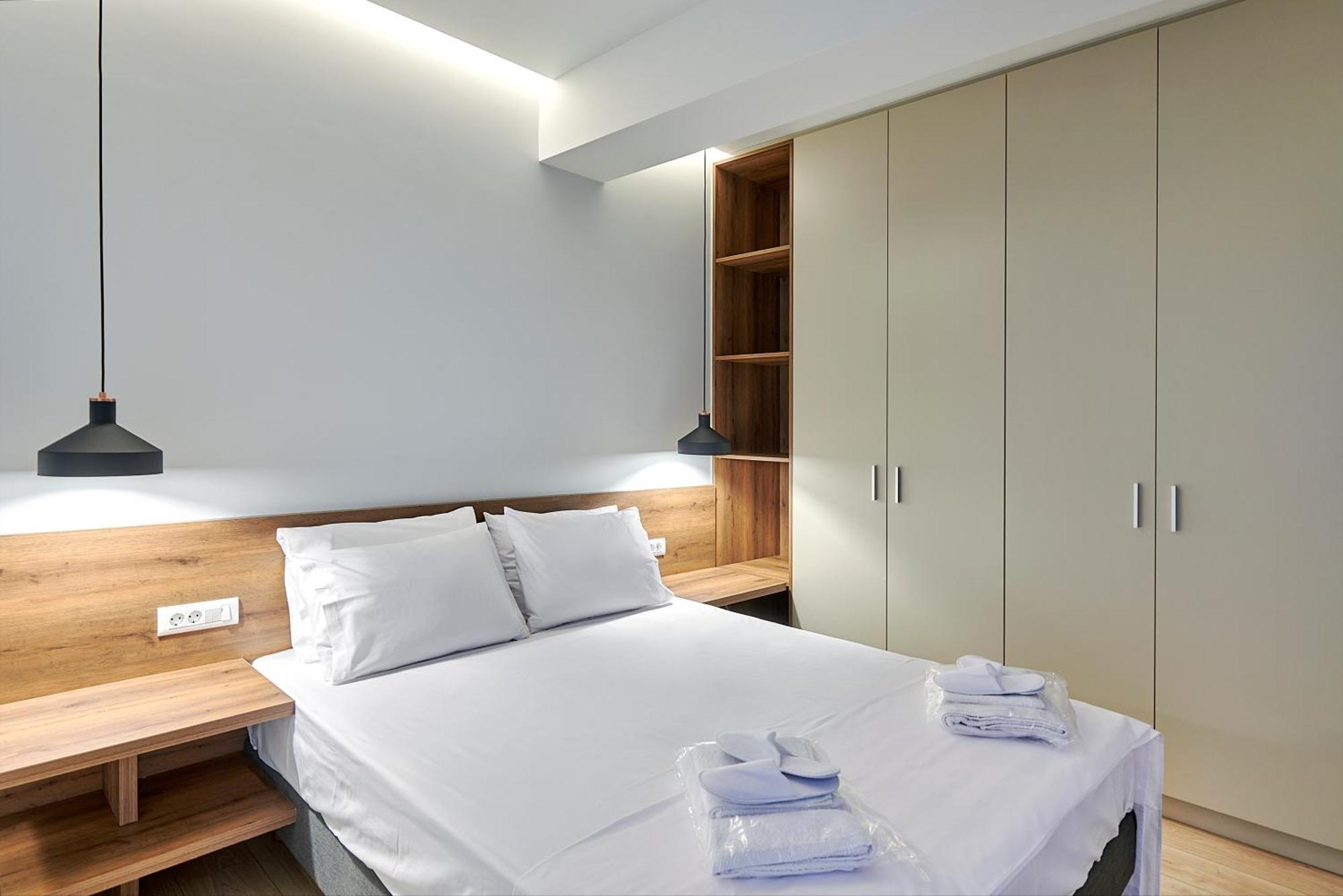 City-Center Apartment In Vibrant Monastiraki, Atene Esterno foto