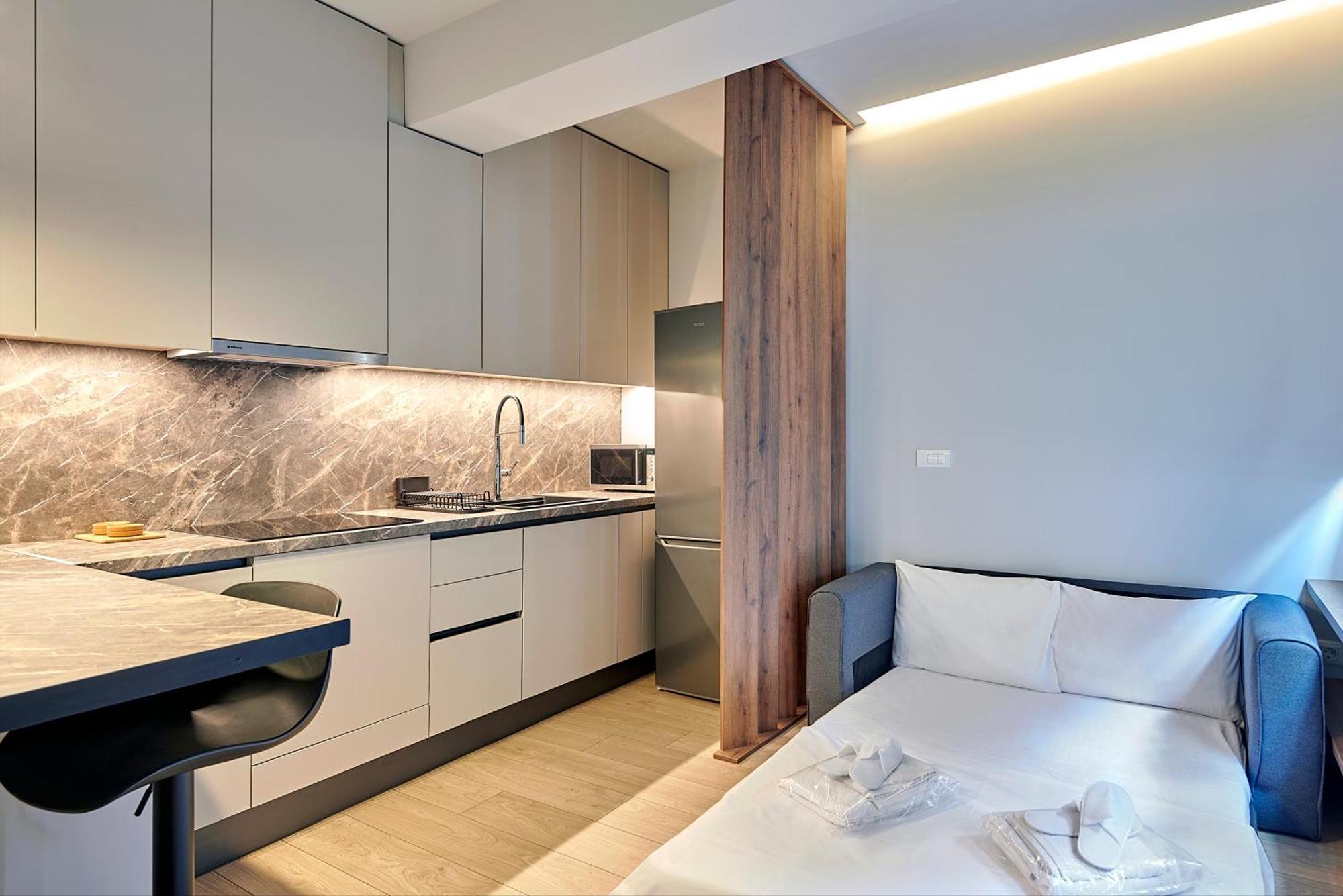 City-Center Apartment In Vibrant Monastiraki, Atene Esterno foto