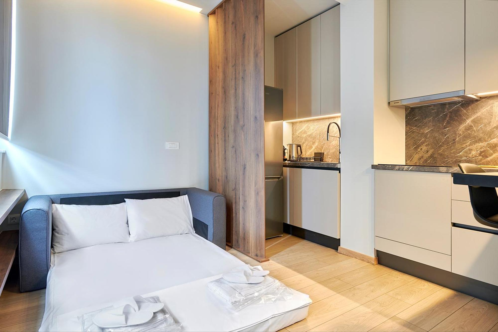 City-Center Apartment In Vibrant Monastiraki, Atene Esterno foto