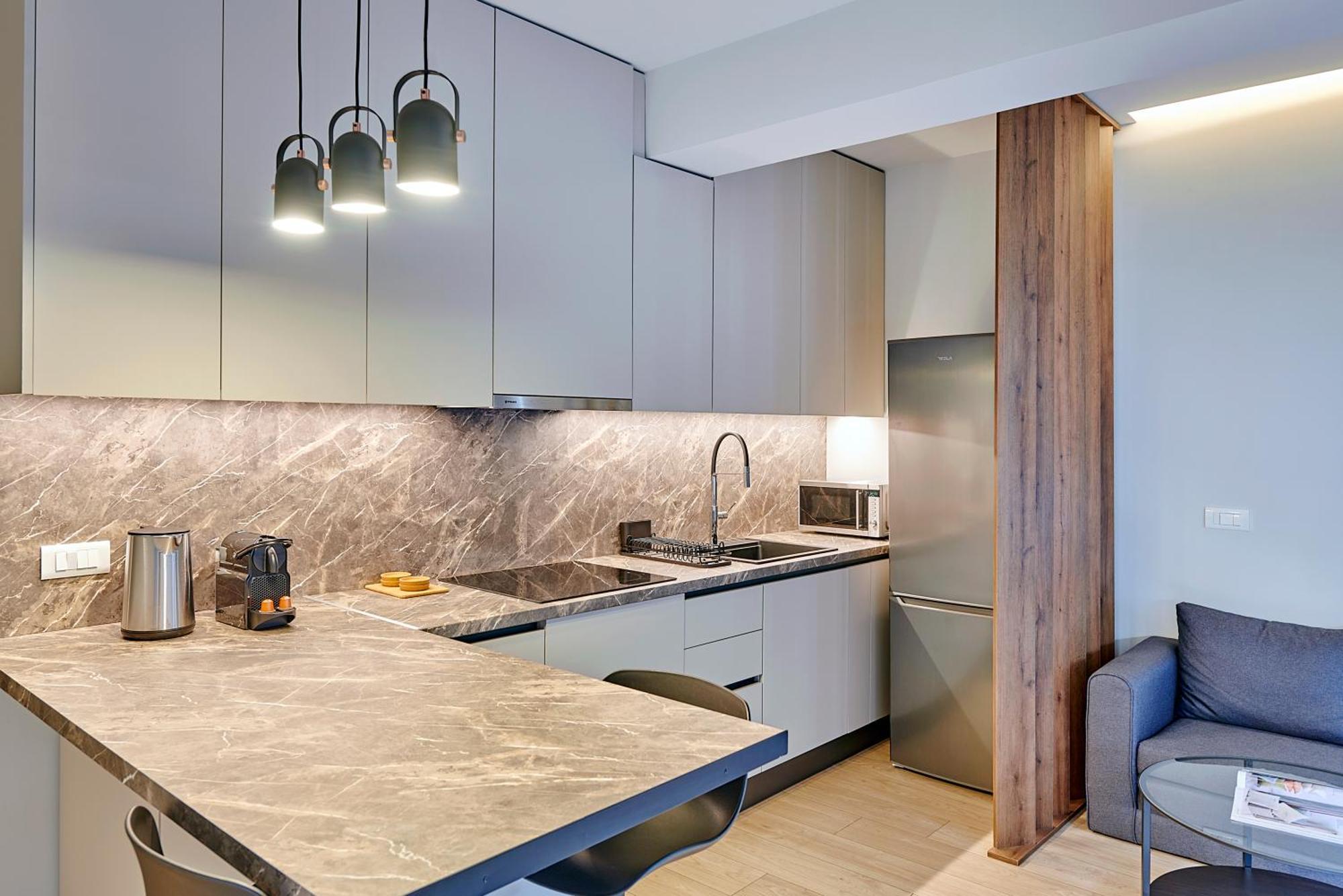 City-Center Apartment In Vibrant Monastiraki, Atene Esterno foto